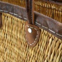 Reed-Einkaufstasche mit Ledergriffen