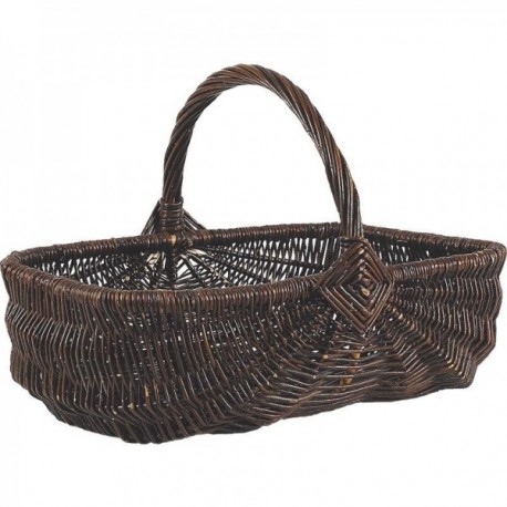 Surowy wiklinowy kosz