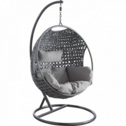 Ripustettu nojatuoli tyynyllä