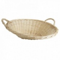 Biały koszyk prezentacji wikliny