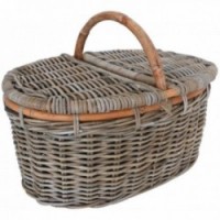 Picnic basket with lids in gray pot