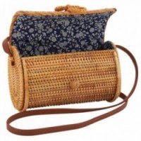 Sac à main en rotin naturel bandoulière porté épaule