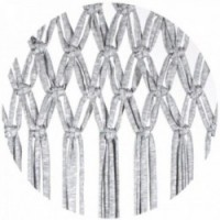 Polyesterin oven verho