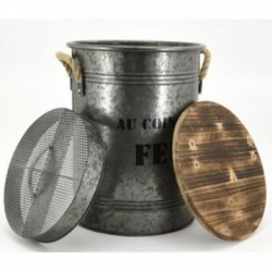 Round metal pellet bucket with lid, dust recovery "by the fire"