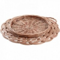 Okrągła taca serowa na jasnym wiklinie