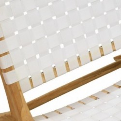 Poltrona baixa de design em teca e nylon branco