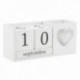 Calendrier perpétuel en bois blanc déco coeur