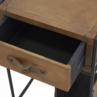 Skórzany uchwyt przy łóżku magazynu