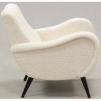 Sheep lounge chair in polyester with wooden legs