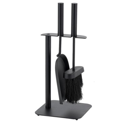 Modern tjänare svart lackerad metall spisvatte med spade och kvast