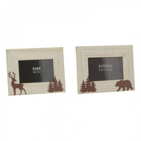 Photo frames in medium and metal