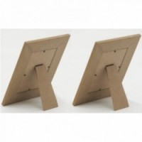 Keskikokoinen valokuvakehys ja metallinen sisustus