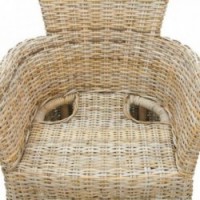 Harmaa napa nojatuoli, jossa on pinottava tyyny