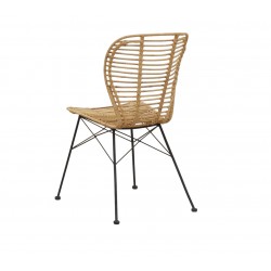 Rattan chair with metal legs