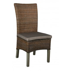 Brauner Poelet-Stuhl mit Kissen