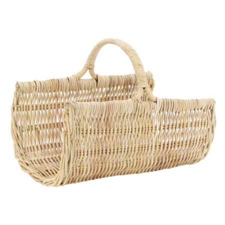 Kosz bawu w naturalnym poluy