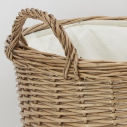 Great crude bone basket with cotton lining