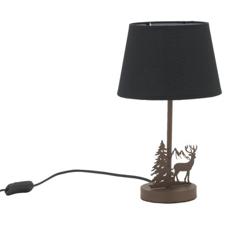 Zwart metalen lamp en katoenen lamp katoenen patroon en berg - verlichting chalet ontwerp en natuur