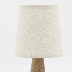 Solid trä planterad lampa med beige bomull lampskärm: chic naturlig design bord ljus för vardagsrum och sovrum