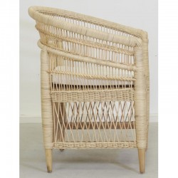 Natural rattan seating chair with dehsable cushion