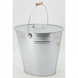 Galvanized metal bucket with mobile handle wooden handle 17L