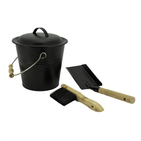 Covered ash bucket with shovel and lacquered metal broom
