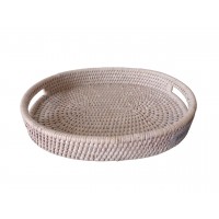 Liten bricka, tom fickkorg, oval dekoration i vit patinerad rotting med 2 handtag