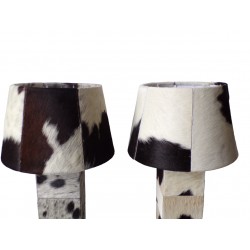 Pair of table lamp to pose feet and lampshade in cow skin, modern bedside lamp, lighting office living room