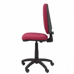 Bordeaux red office chair without armrests