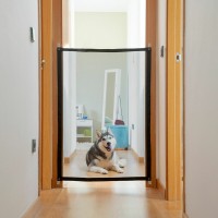 Indoor safety net for pets