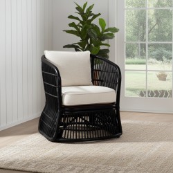 Czarny fotel rattan z zewnętrzną poduszką wewnętrzną