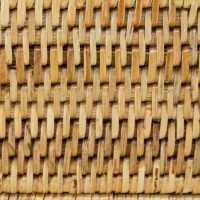 Korg med oval ring av naturlig rattan 64 x 43 x 31 cm