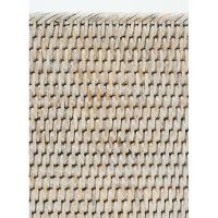 Witte rotan vierkante zwarte kantoorpapiermandje