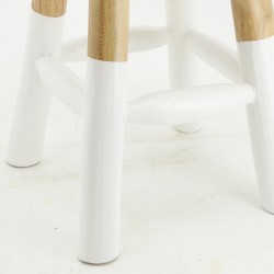 Natürliches Teakholz-Holzhocker & weiße Füße: Weichmacher sitzend Sitzen Scandi-Boho & kleine Massivholzmöbel