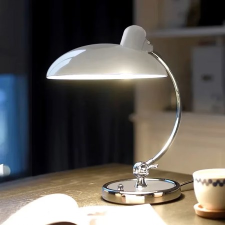 Weinlese-LED-Design-Schreibtischlampe, Lampenart-Studie und -spiele für Wohnzimmer, Schlafzimmer- und Nachttischlampe