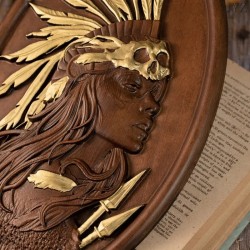 Plaque en bois sculptée à la main Portrait d’Indien Amérindien, décoration murale artisanale de salon