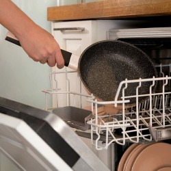 CECOTEC POLKA-liesi sarja Aluminiumikokemus 3 kpl 18, 22, 26 cm Adheesioita ja induktio yhteensopiva