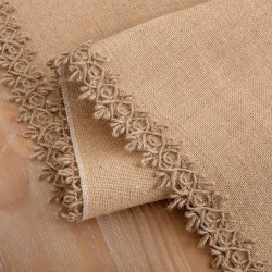 Rustik bordsti i naturlig jute med vintage blonder champêtre dekoration til bryllup, fødselsdag, jul og festivaler