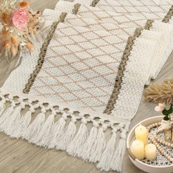 Percorso tavola di cotone e lino con pompon annodato stile chic e naturale stile naturale