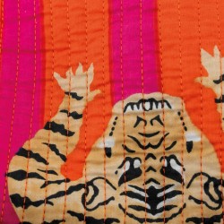 Sæt med 3 orange tiger og lyserød bomuld og nylon makeup kits, kosmetisk og rejsekit