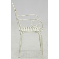 Sillón de jardín en viejo metal blanco