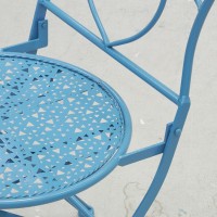 Chaise de jardin pliante en métal bleu