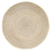 Round basket in white patinated rattan floor | Charming fruit cup and chic table center