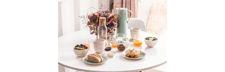 Deco Kitchen & Arts of the Drewniany stół i bambus