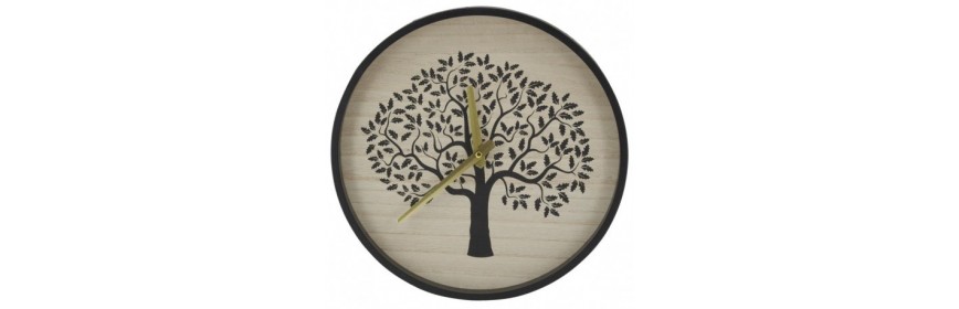 Puiset seinäkellot tai pyöreä kupari metalli, neliö - suuri puinen seinäkello