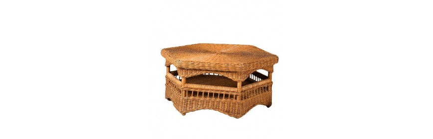 Coffee tables in wood and rattan - Living room furniture